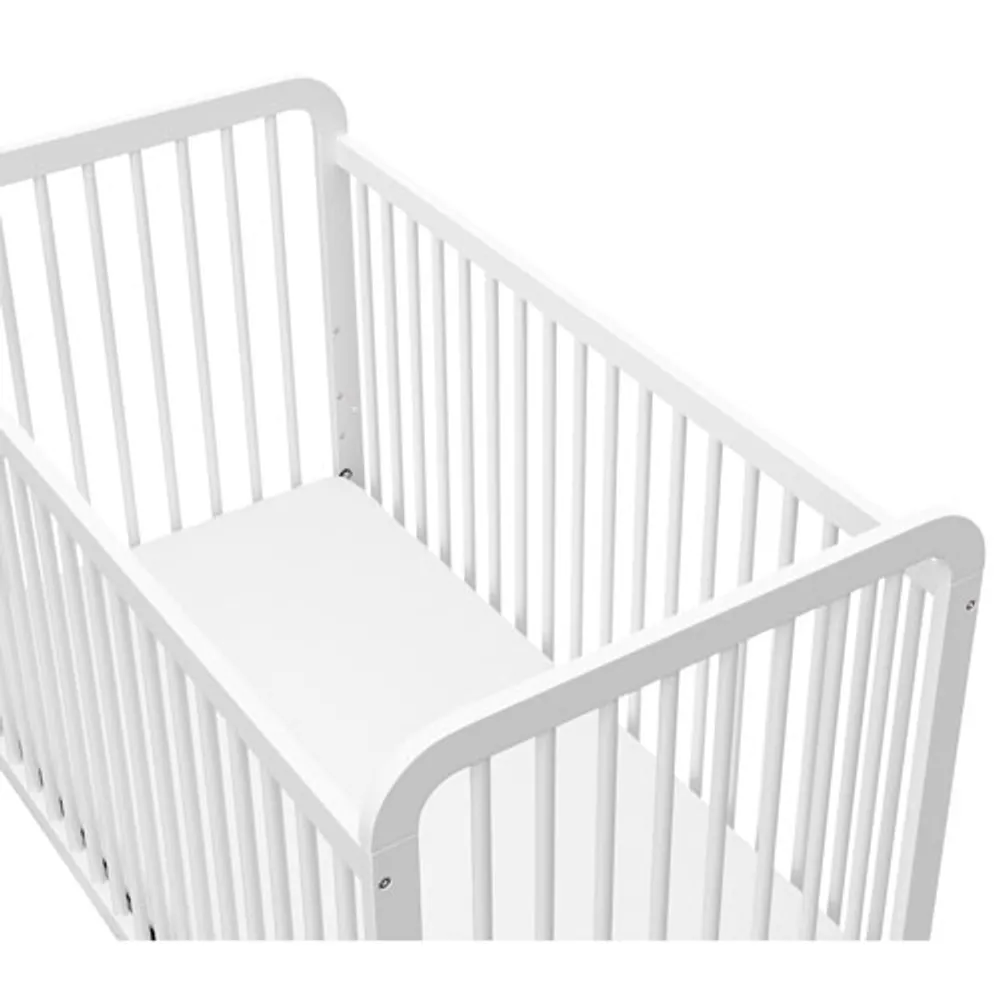 Storkcraft Pasadena 3-in-1 Convertible Crib - White