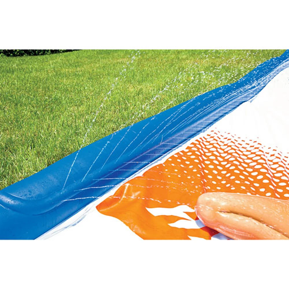 Glissade Mega Slide pour la cour de WOW Sports