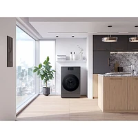 Laveuse-sécheuse à pompe à chaleur hybride de 6,1 pi³ de Samsung (WD53DBA900HZA1) - Acier foncé