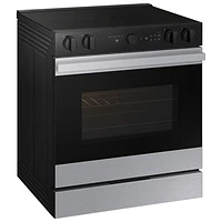 Cuisinière électrique encastrable à 5 éléments avec convection véritable 6,3 pi³ 30 po de Samsung (NSE6DG8700SRAC) - Acier inoxydable