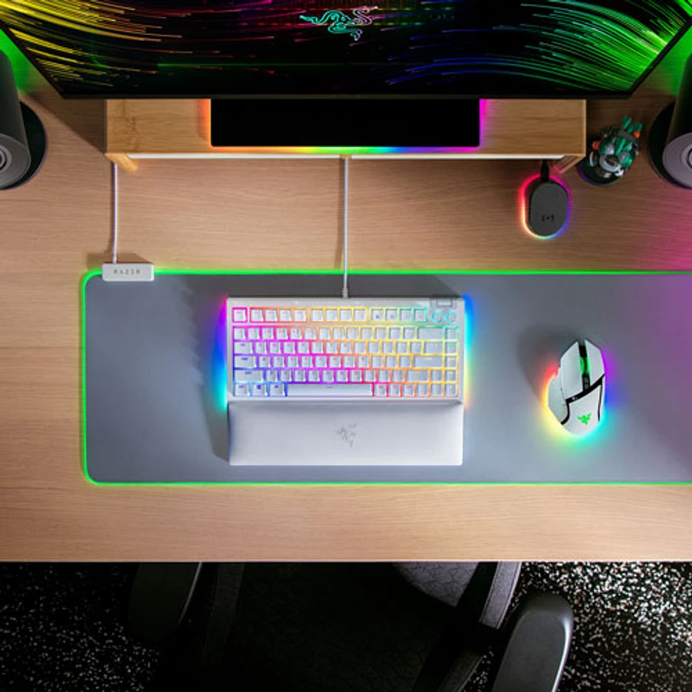 Clavier de jeu ergonomique à 75 % BlackWidow V4 de Razer - Blanc