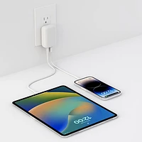 Chargeur mural à deux ports USB-A/USB-C de 42 W de Belkin - Blanc