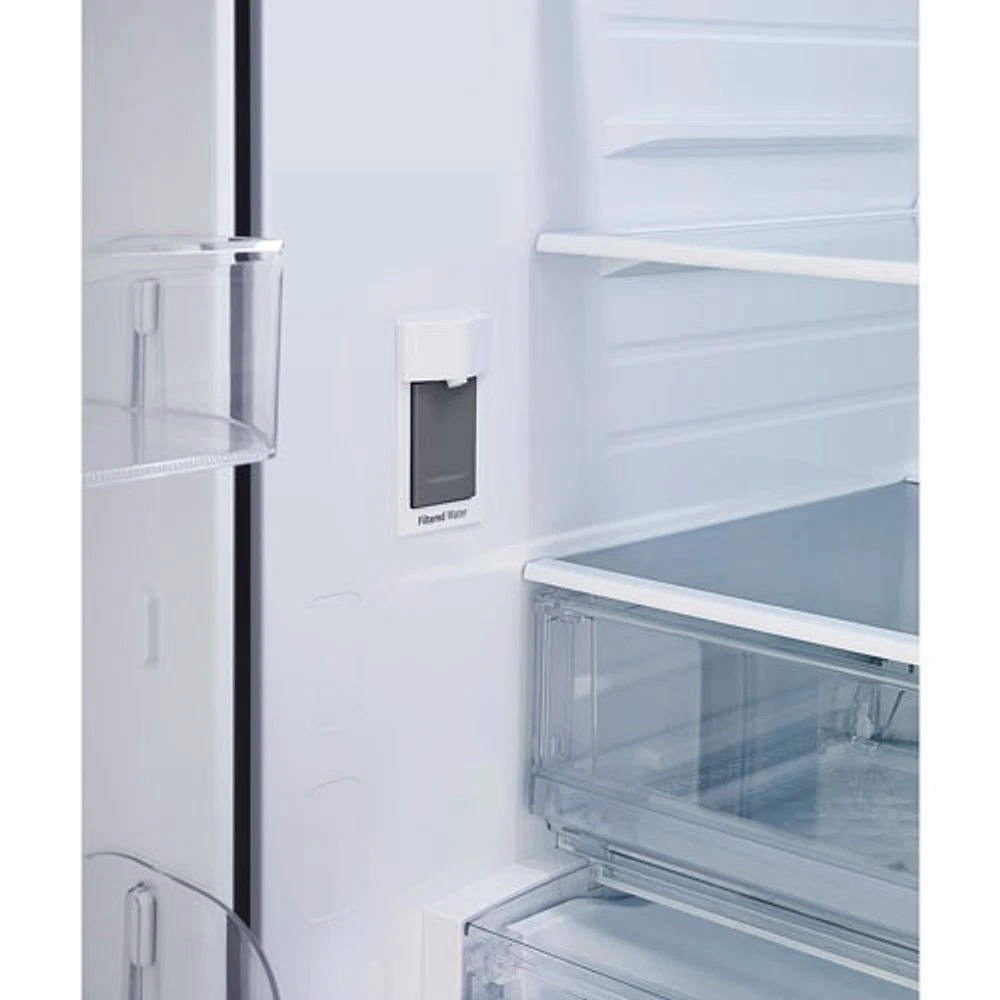 Réfrigérateur à deux portes de 31,7 pi³ et 36 po avec distributeur d'eau de LG (LRFLS3206S) - Inox