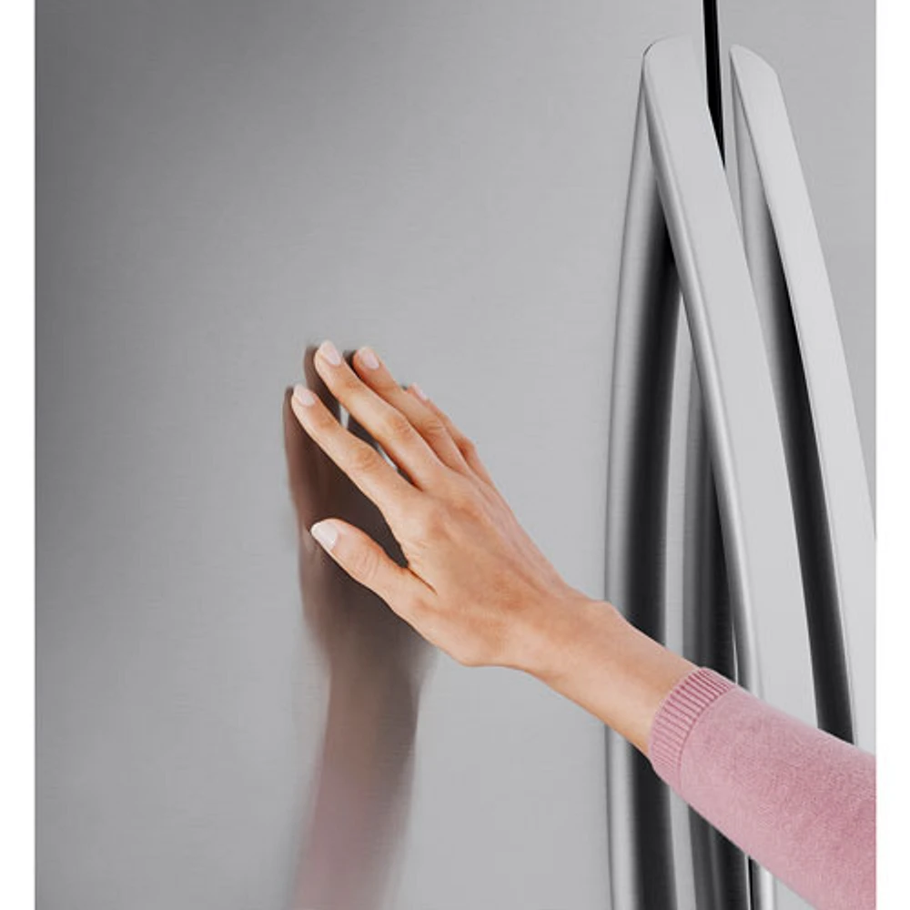 Réfrigérateur à deux portes de 31,7 pi³ et 36 po avec distributeur d'eau de LG (LRFLS3206S) - Inox