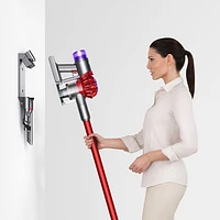 Aspirateur-balai sans fil V8 Origin de Dyson - Rouge