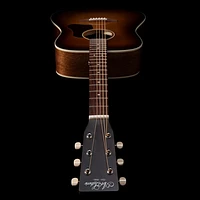 Art & Lutherie Americana Acoustic Guitar (051540) - Gold/Burgundy/Brown