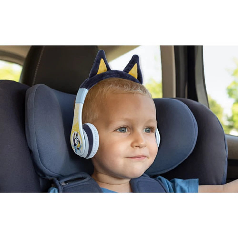 KIDdesigns Bluey Over-Ear Bluetooth Kids Headphones with Microphone - Blue