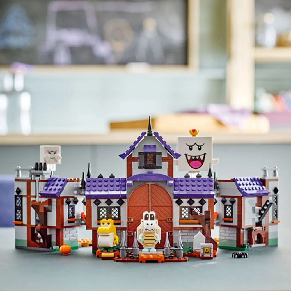 LEGO Super Mario: King Boo’s Haunted Mansion - 932 Pieces (71436)