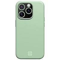 Étui rigide ajusté en silicone Sensor d'Incipio avec protecteur de lentille pour iPhone 15 Pro - Sauge