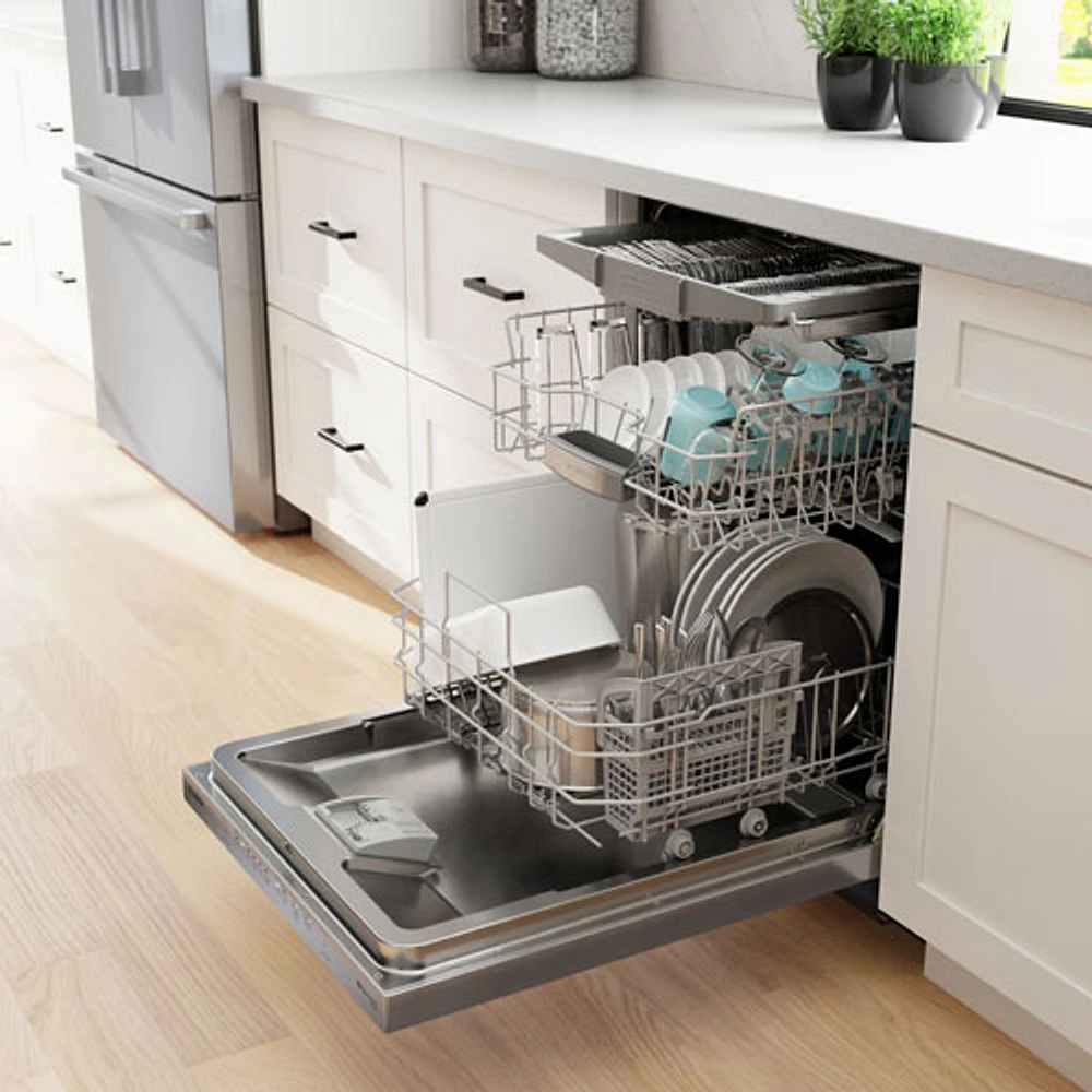 Bosch 500 Series 24" 38dB Built-In Dishwasher w/ Stainless Steel Tub & Third Rack (SHP95CM5N) - Stainless