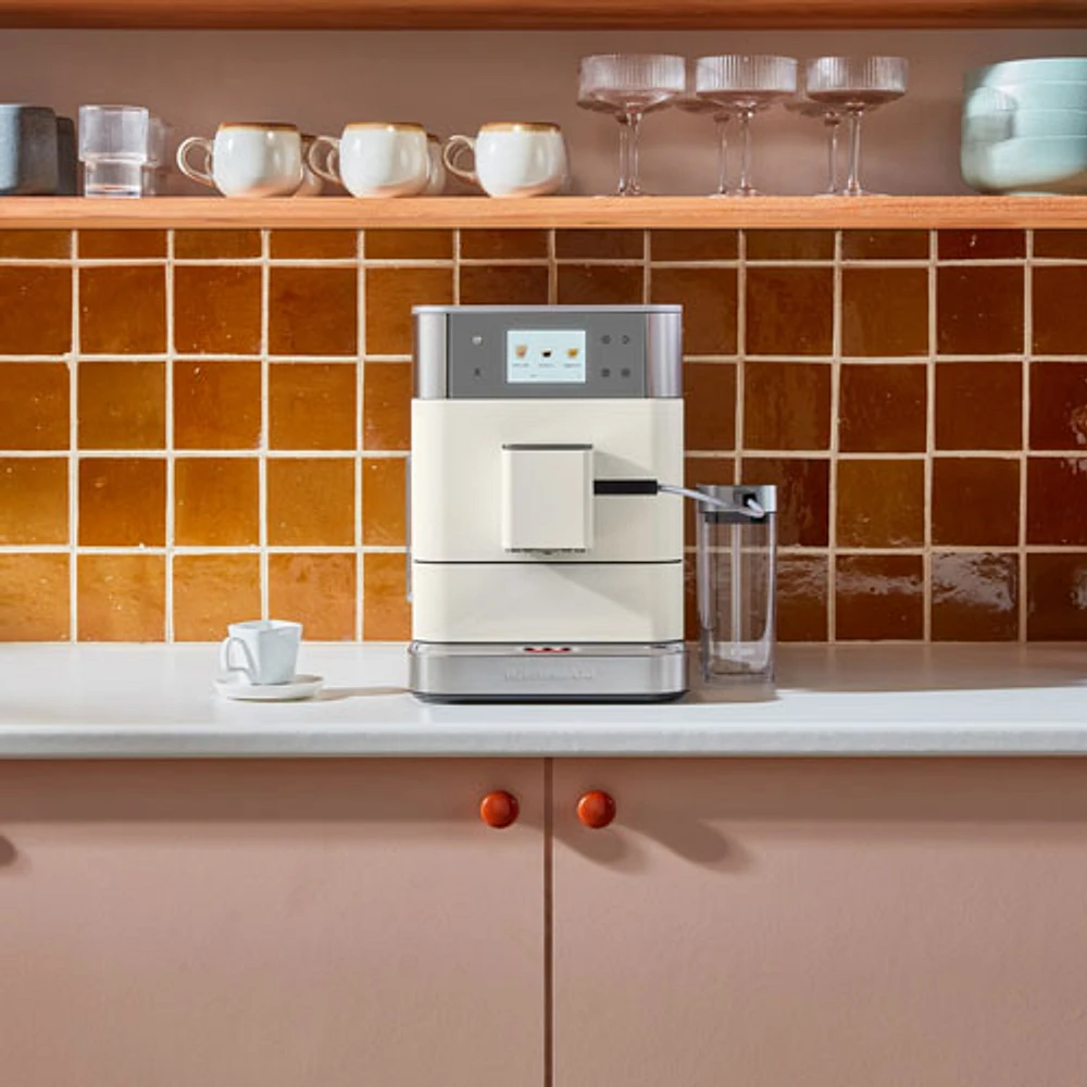 KitchenAid KES8557 Automatic Espresso Machine with Coffee Grinder & Automatic Milk Frothing