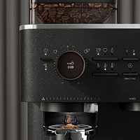 Machine à espresso semi-automatique avec moulin à café de KitchenAid - Noir fonte