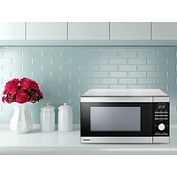 Panasonic Genius 1.3 Cu. Ft. Microwave (NNSD66LSC) - Silver