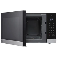 LG 1.5 Cu. Ft. Microwave with Smart Inverter (MSER1590S) - Stainless Steel