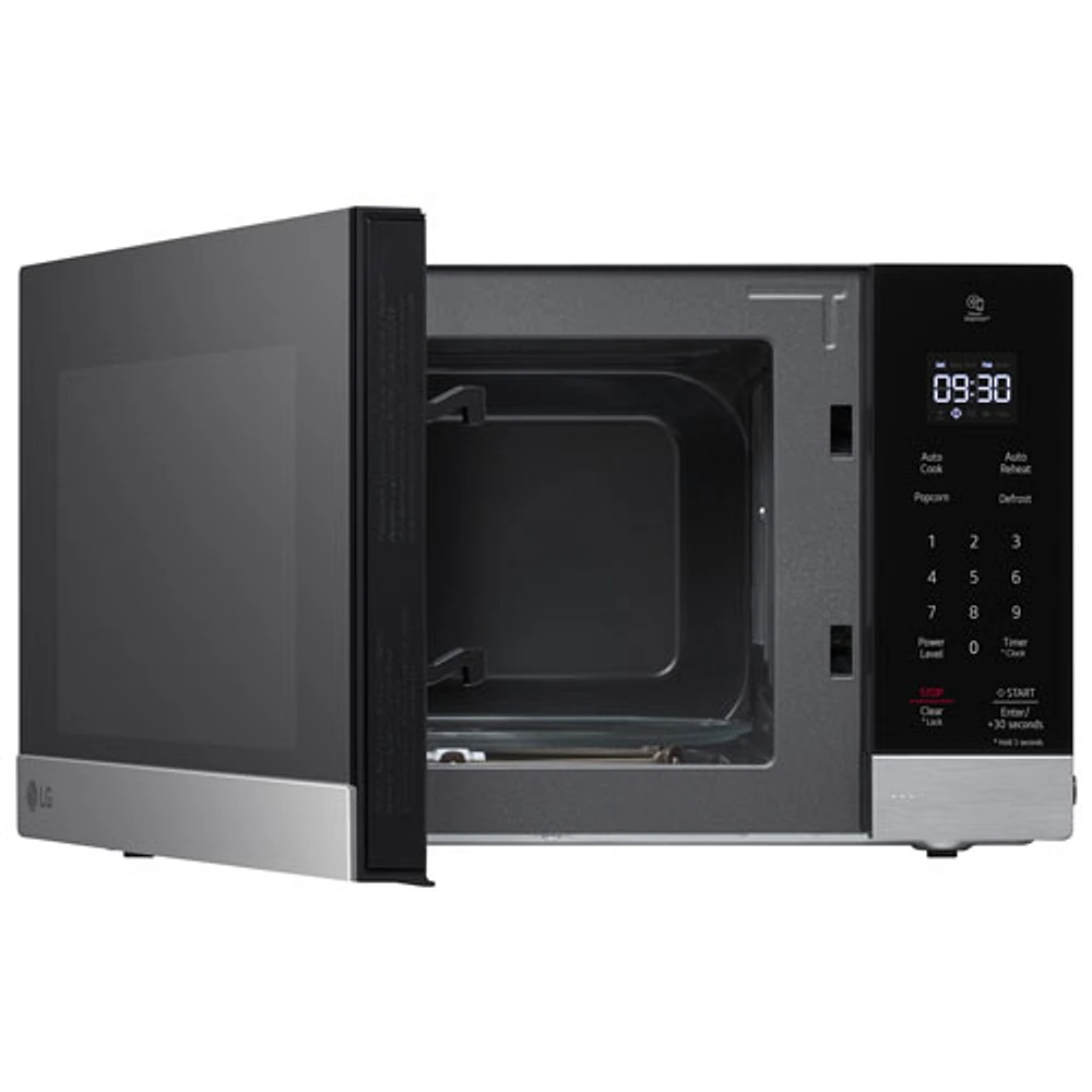 LG 0.9 Cu. Ft. Microwave with Smart Inverter (MSER0990S) - Stainless Steel