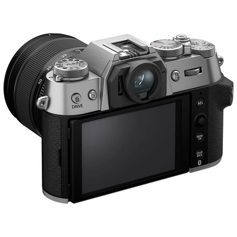 Appareil photo sans miroir X-T50 de Fujifilm avec objectif - mm