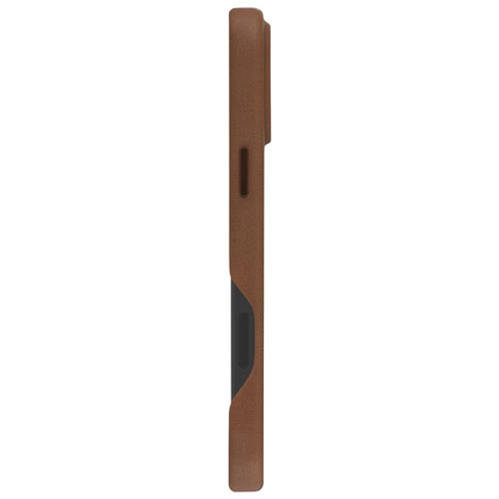 Étui rigide ajusté Roskilde de Dbramante1928 avec MagSafe pour iPhone 16 Pro Max - Brun