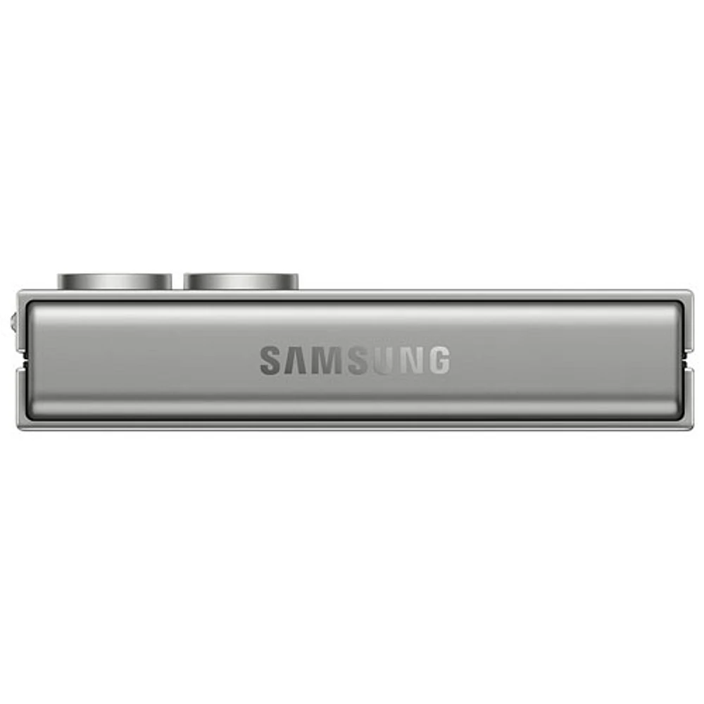 Galaxy Z Flip6 5G de Go de Samsung - Ombre argent