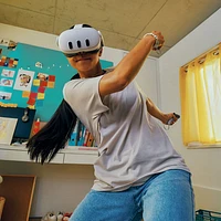Refurbished (Excellent) - Meta Quest 3 512GB VR Headset with Touch Plus Controllers - White