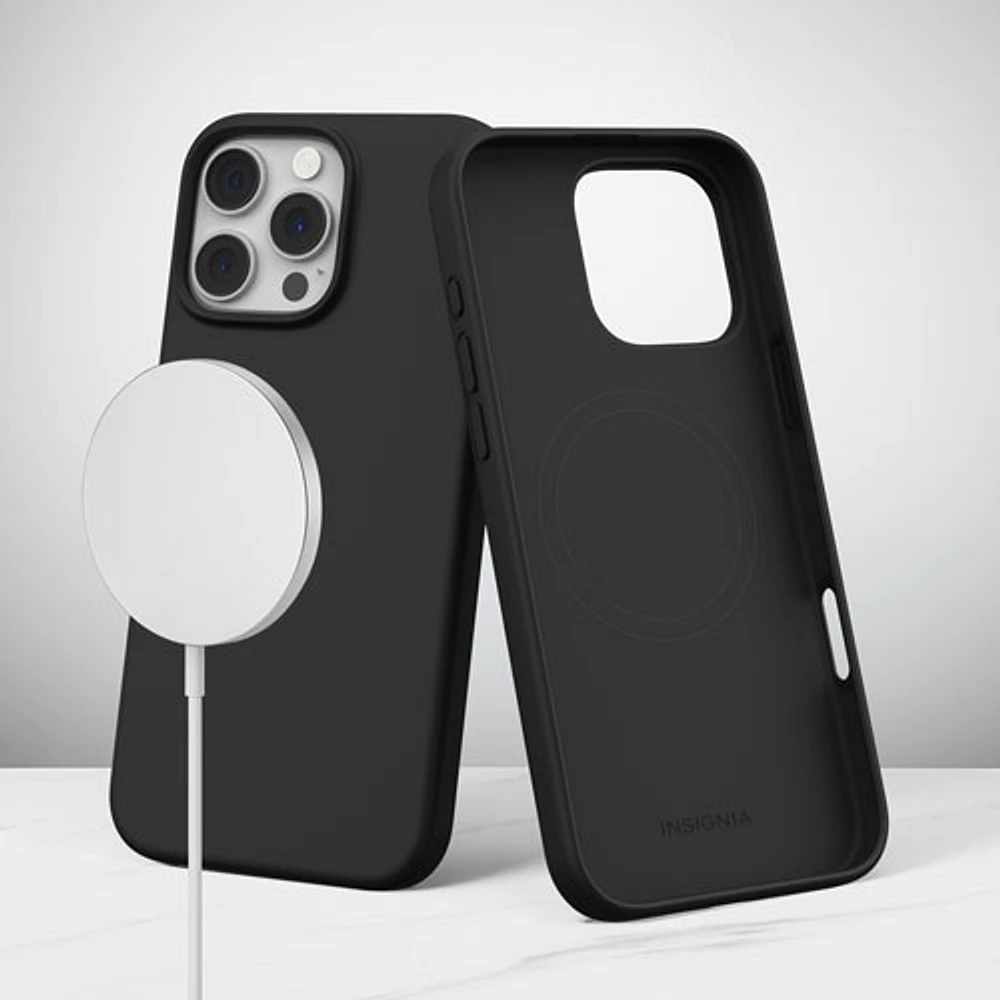 Étui souple ajusté d'Insignia pour iPhone 16 Pro - Noir - Exclusivité de Best Buy