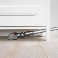 Aspirateur-balai sans fil V7 Advanced de Dyson - Argenté