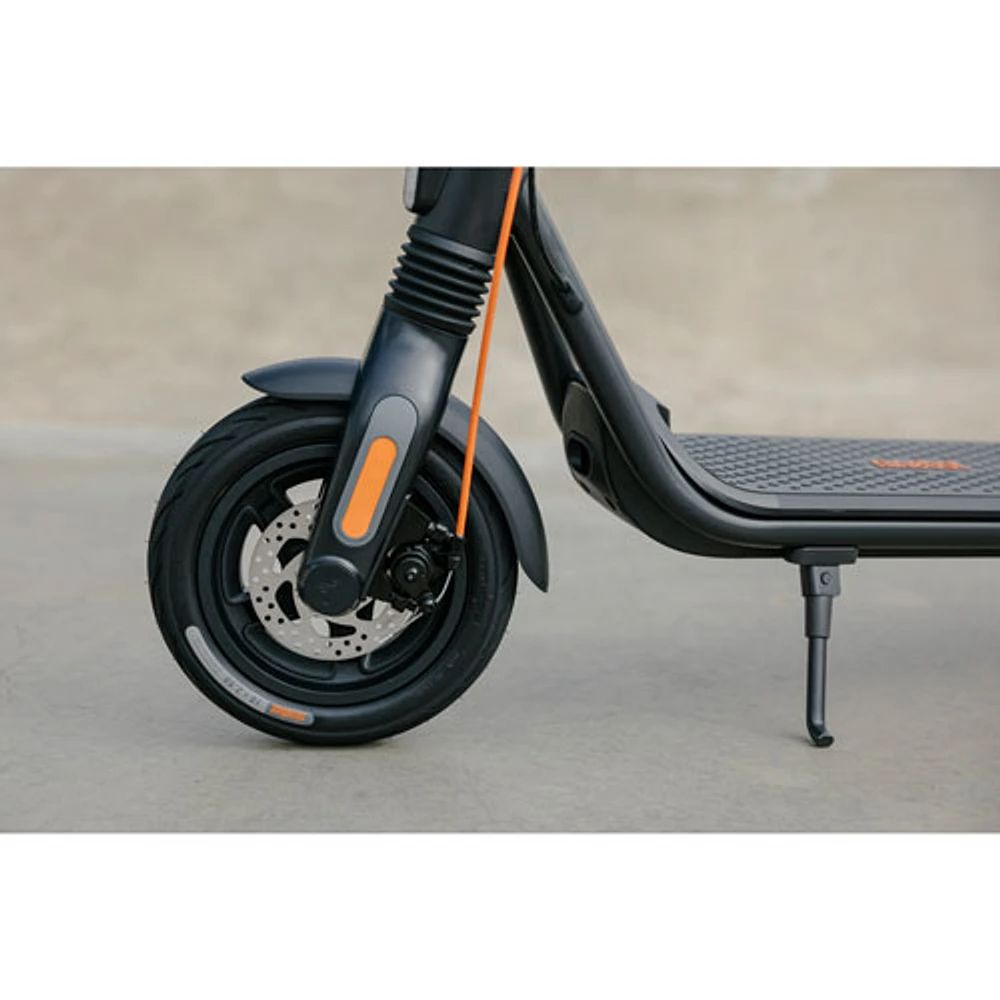 Refurbished (Fair) - Segway Ninebot F2 Plus Adult Electric Scooter (800W Motor/55km Range/29km/h Top Speed)