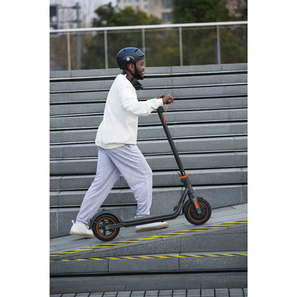 Boîte ouverte - Trottinette électrique Ninebot KickScooter F40 de Segway (moteur 350 W/autonomie 30 km/vitesse maximale 30 km/h) - Gris foncé