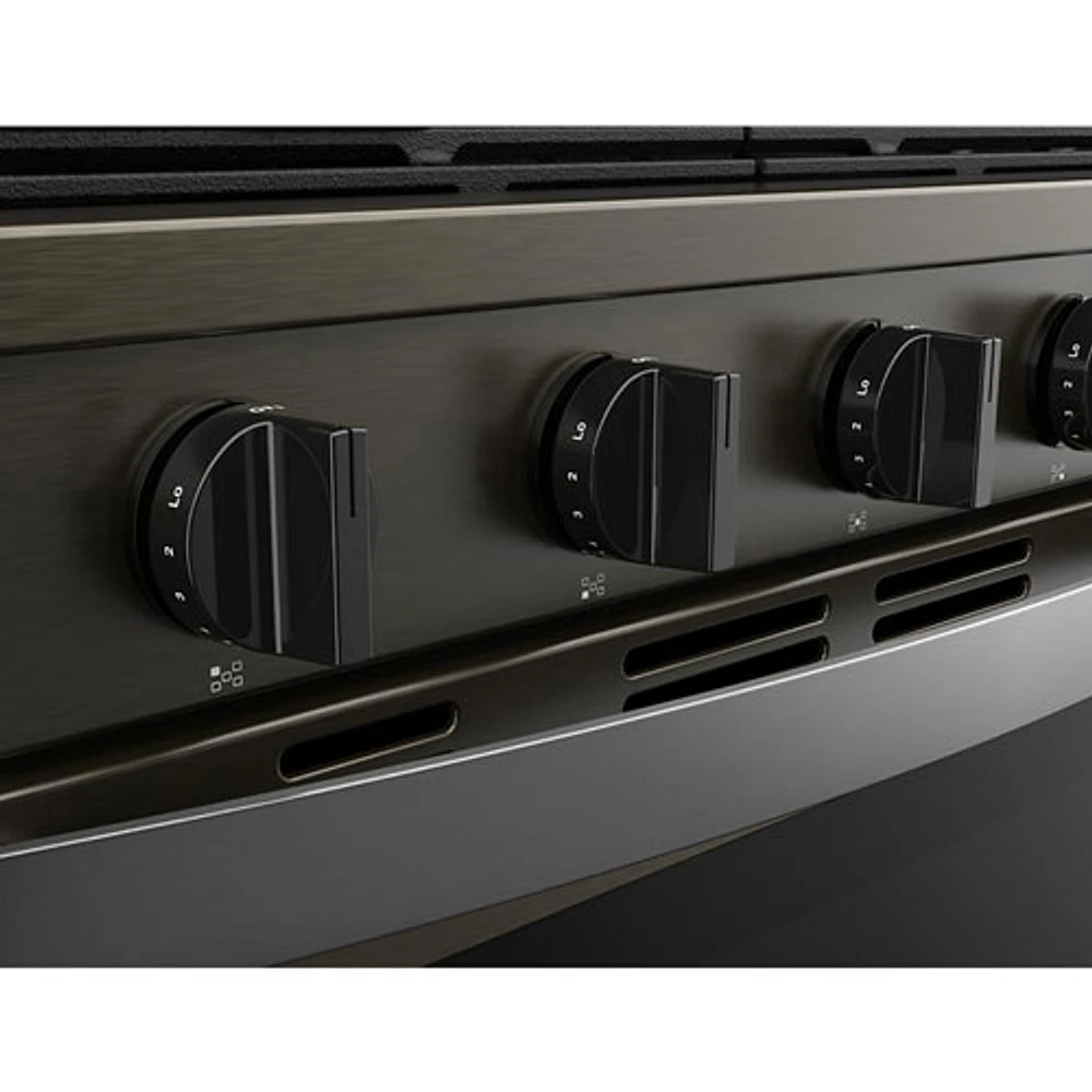 Cuisinière au gaz autonome de 30 po à 5 brûleurs avec four à convection véritable 5,0 pi³ et friture à air chaud de Whirlpool (WFGS7530RV) - Noir sur inox