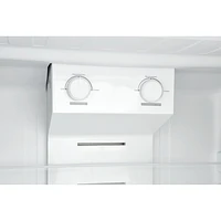 Réfrigérateur à congélateur supérieur 28 po 16 pi³ de Frigidaire (FRTE1622AS) - Acier inoxydable