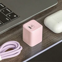 LOGiiX Vibrance 30W USB-C GaN PD Wall Charger - Blush