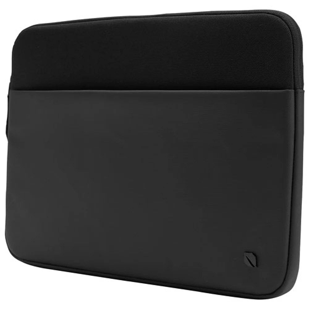 Incase A.R.C. 14" Laptop Sleeve - Black