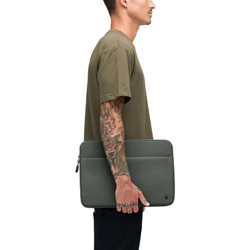 Incase A.R.C. 16" Laptop Sleeve