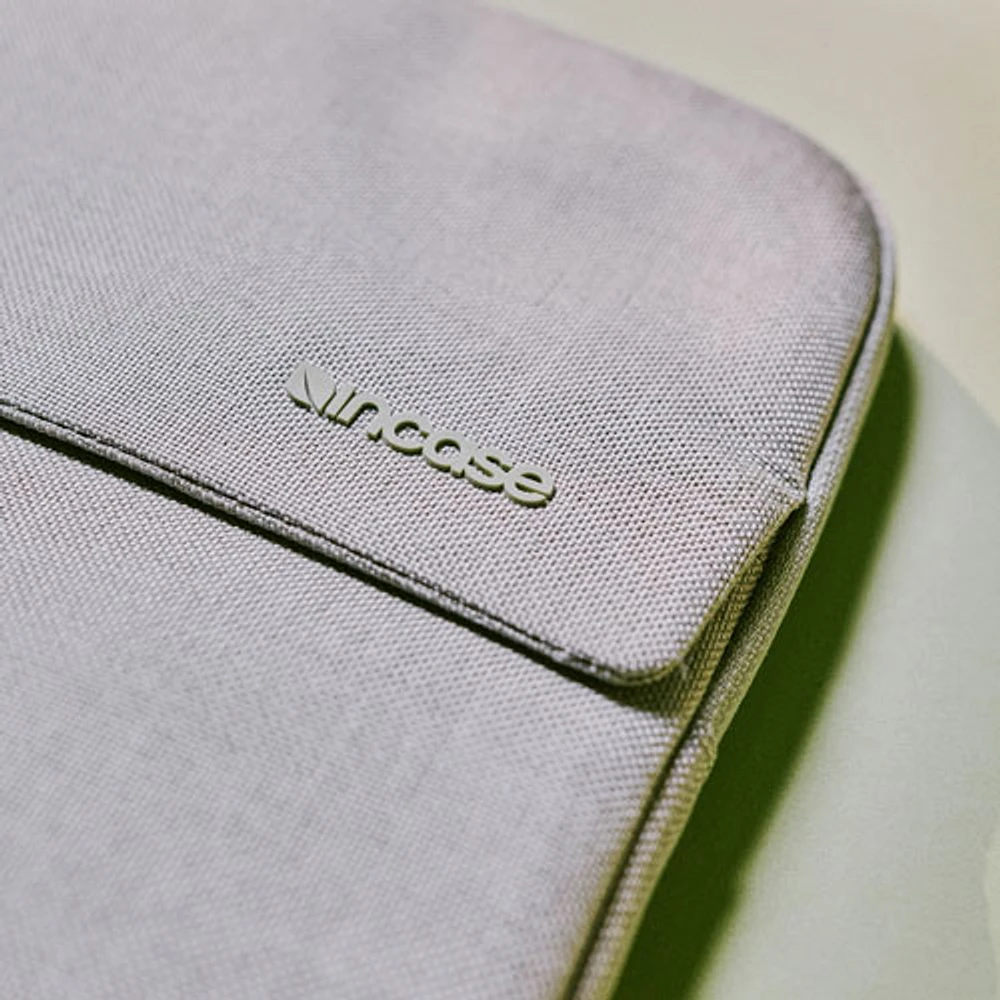 Incase Crosstown 14" Laptop Sleeve - Limestone