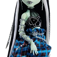 Mattel Monster High Stitched in Style Frankie Stein Doll