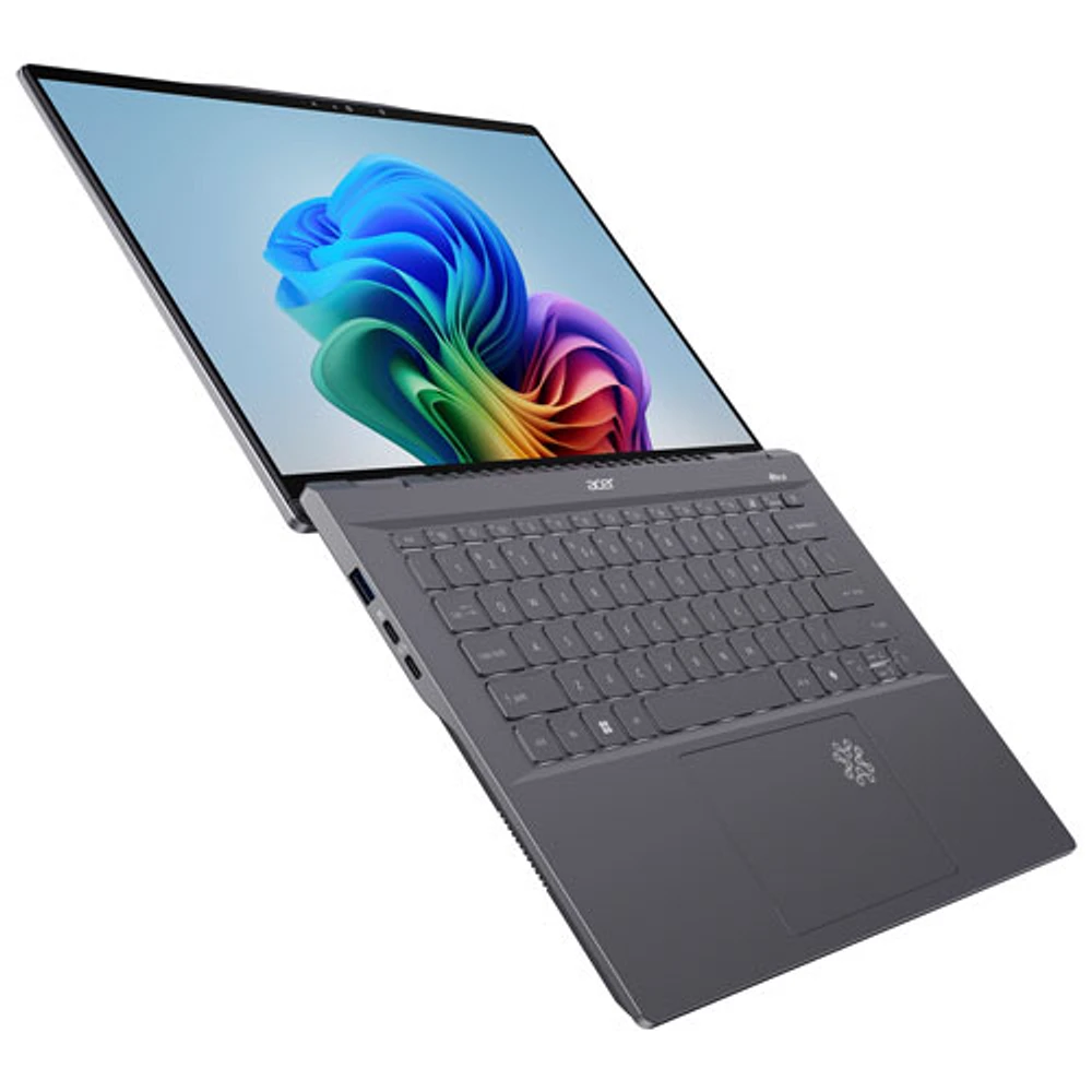 Portable à écran tactile de 14,5 po Swift 14 Copilot+ PC d'Acer (Snapdragon X Plus/RAM 16 Go/SSD 1 To) - Anglais