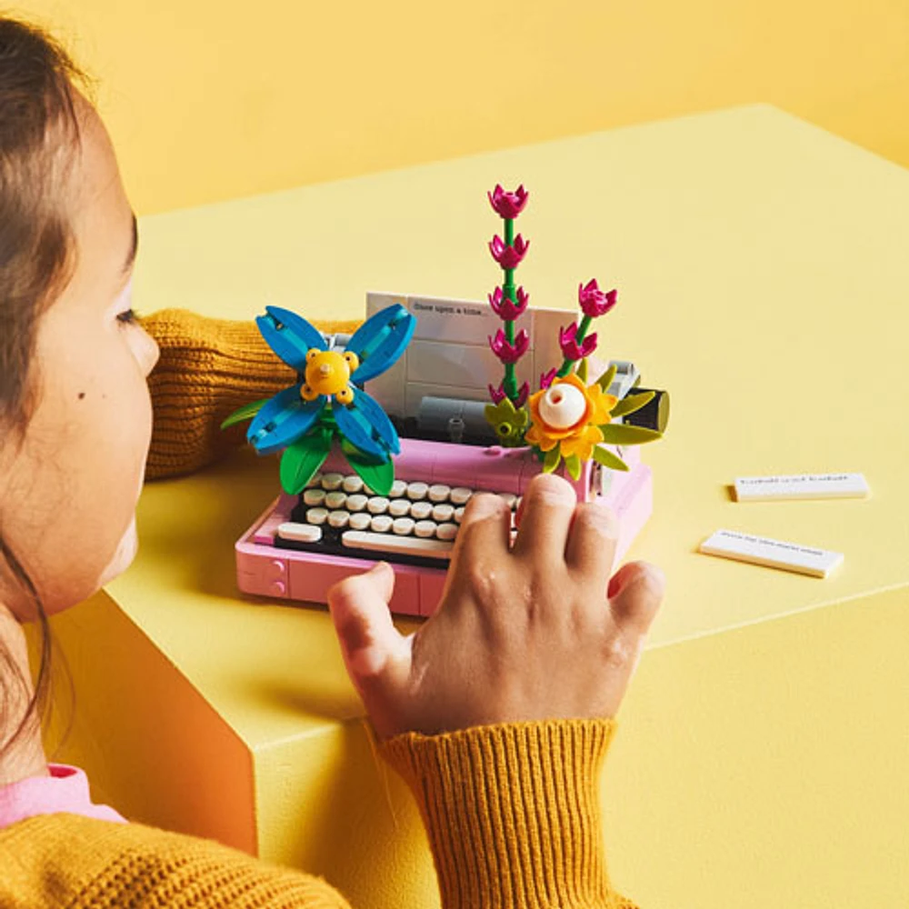 LEGO Creator : La machine Ã  Ã©crire avec des fleurs - 363 piÃ¨ces (31169)