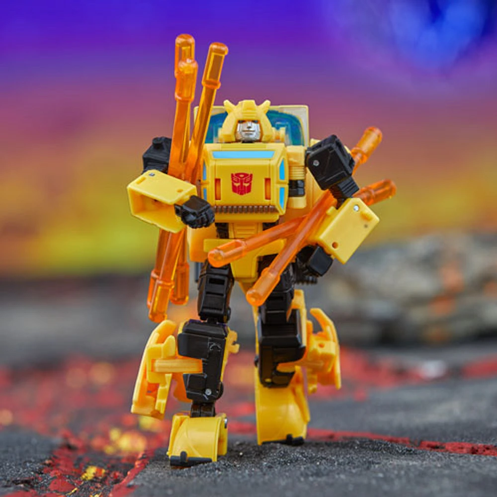 Hasbro Transformers Generations Legacy United - Origin Bumblebee Deluxe Class Action Figure