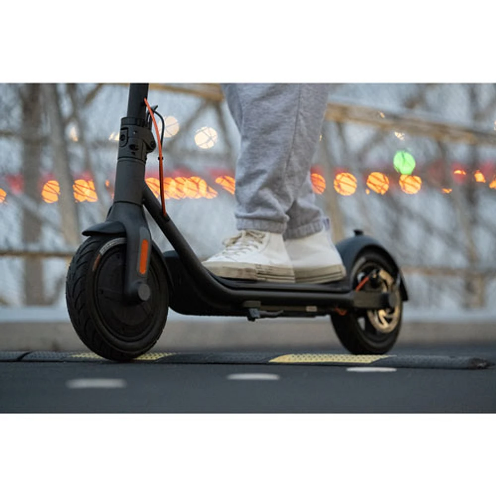 Segway Ninebot G30S Adult Electric Scooter (300W Motor/ 30km Range / 25km/h Top Speed) - Black