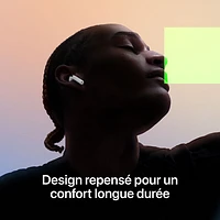 Écouteurs boutons 100 % sans fil AirPods 4 d'Apple avec étui de chargement USB-C