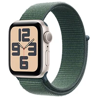 Apple Watch SE (GPS) de mm avec boîtier en aluminium comète et bracelet sport à rabat vert lacustre