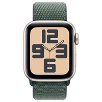 Apple Watch SE (GPS) de mm avec boîtier en aluminium comète et bracelet sport à rabat vert lacustre