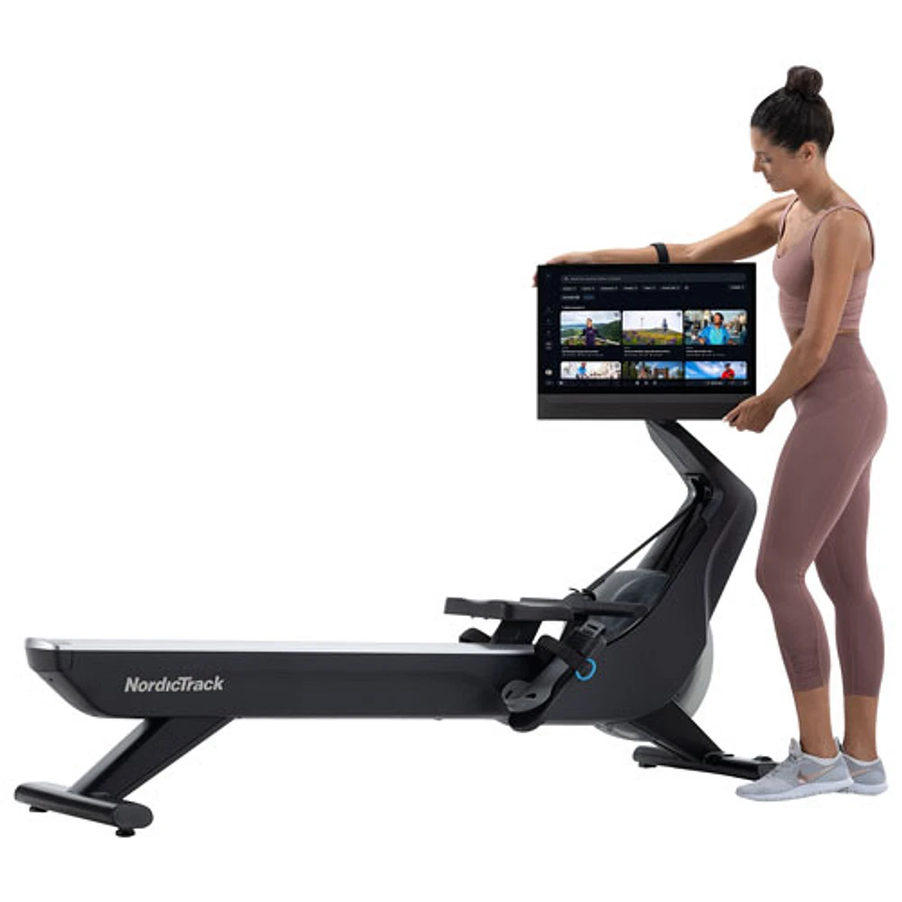 Rameur RW900 de NordicTrack avec écran tactile pivotant de 24 po