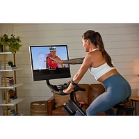 Cardiovélo X24 de NordicTrack avec écran tactile pivotant de 24 po