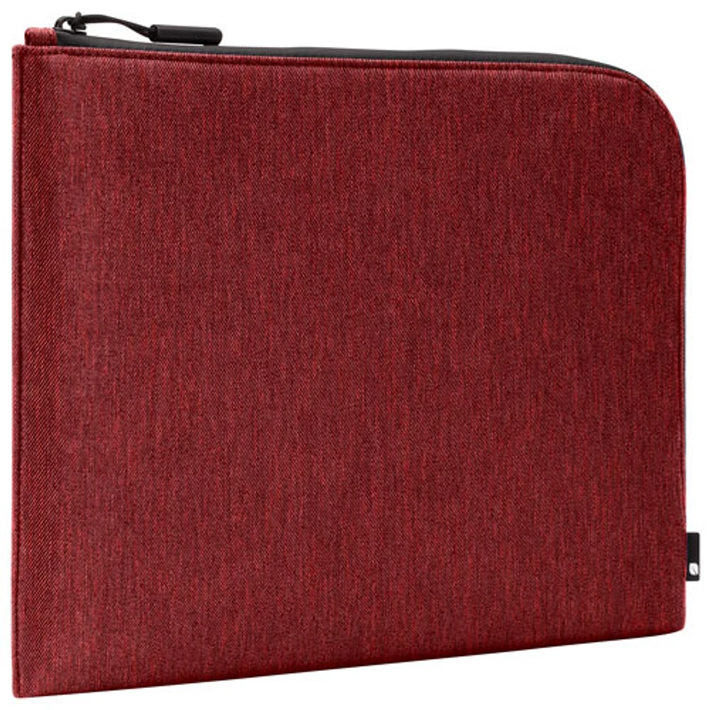 Housse Facet d'Incase en tissu croisé recyclé pour MacBook de 16 po - Rouge