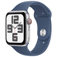 Apple Watch SE (GPS + Cellulaire) avec boîtier de mm en aluminium argenté et bracelet sport denim par Freedom Mobile - Moyen/Grand