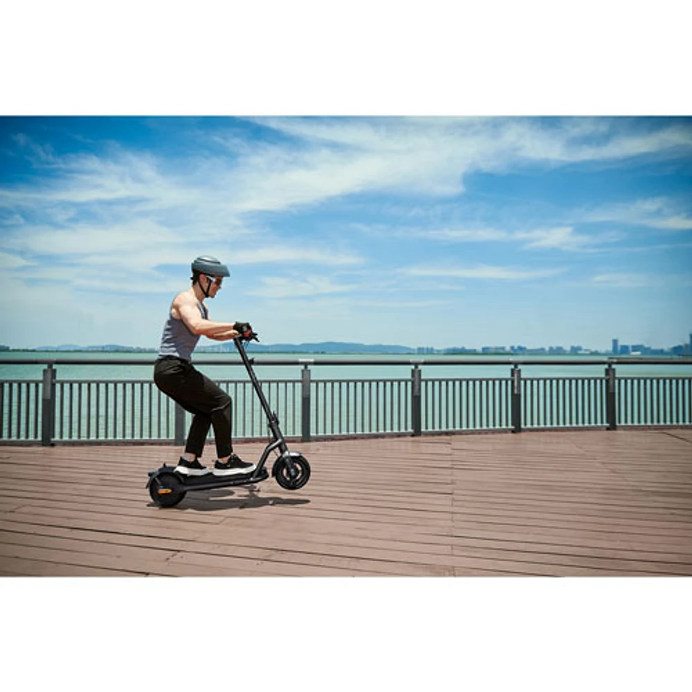 Navee N65i Electric Scooter (1000W Motor / 65km Range / 40km/h Top Speed) - Black