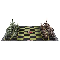 The Noble Collection: Jurassic Park Chess Set