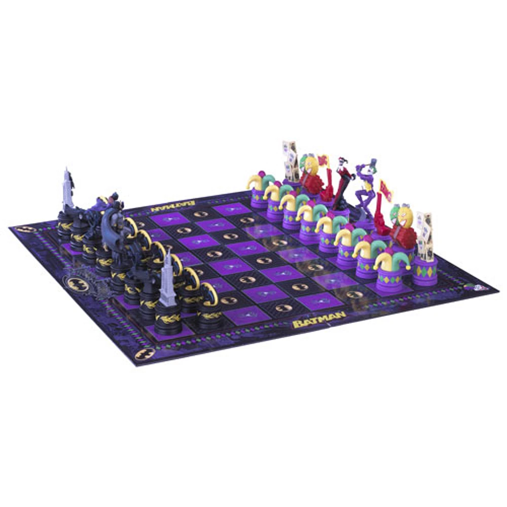 The Noble Collection: Batman Chess Set