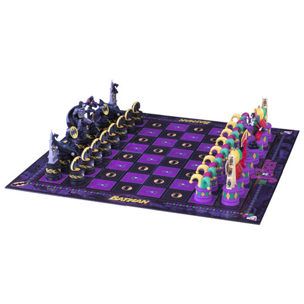 The Noble Collection: Batman Chess Set