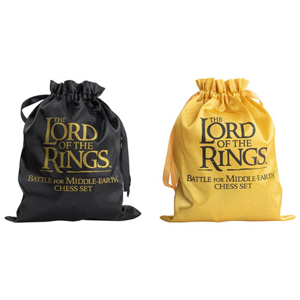 The Noble Collection: The Lord of the Rings - Battle for Middle-Earth Chess Set